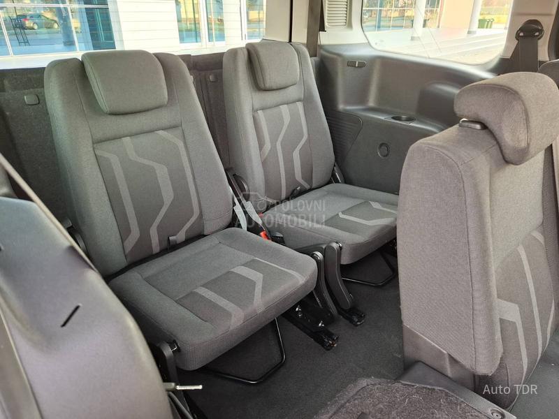 Ford Tourneo Connect 1.5/TDCI/TITANIUM