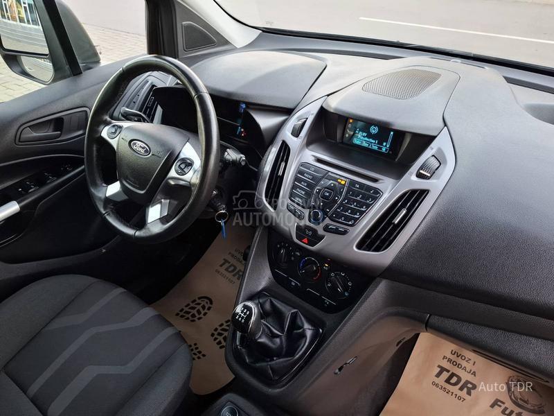 Ford Tourneo Connect 1.5/TDCI/TITANIUM