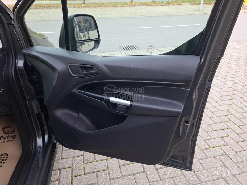 Ford Tourneo Connect 1.5/TDCI/TITANIUM