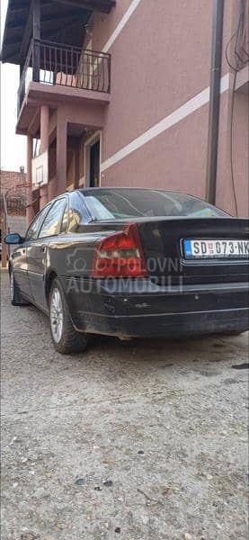 Volvo S80 
