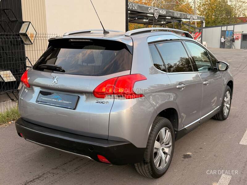 Peugeot 2008 1.6b ALLURE
