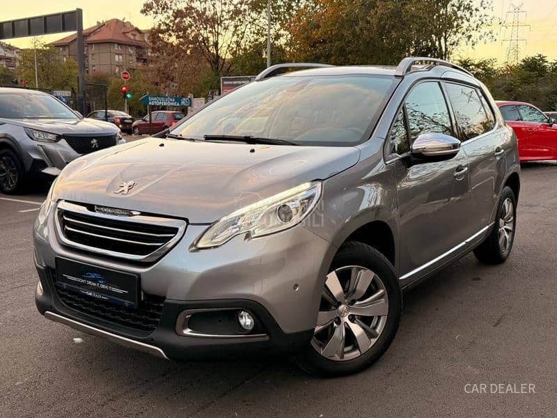 Peugeot 2008 1.6b ALLURE