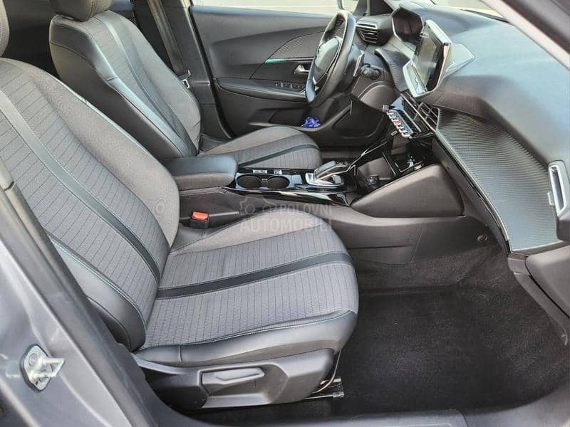 Peugeot 2008 1.2 Allure AT 130