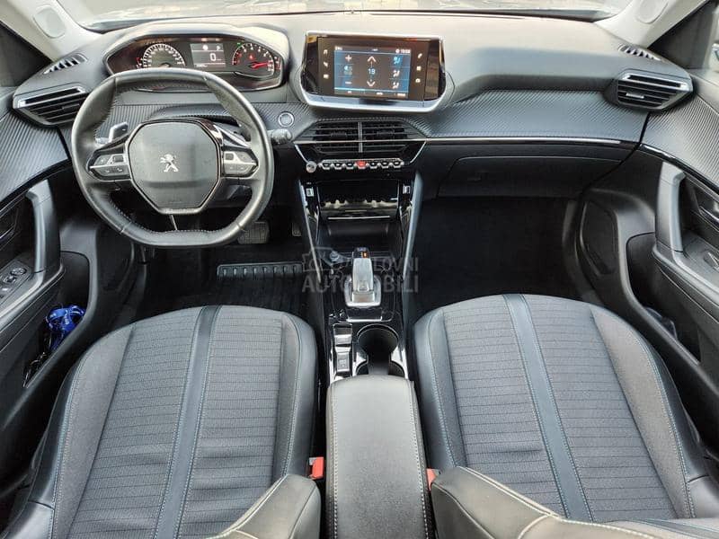 Peugeot 2008 1.2 Allure AT 130