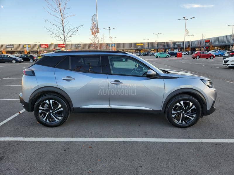Peugeot 2008 1.2 Allure AT 130