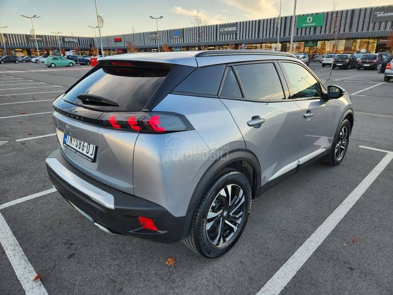 Peugeot 2008 1.2 Allure AT 130