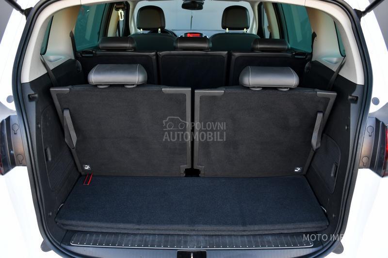 Opel Zafira 1.6 / METAN / N0VA