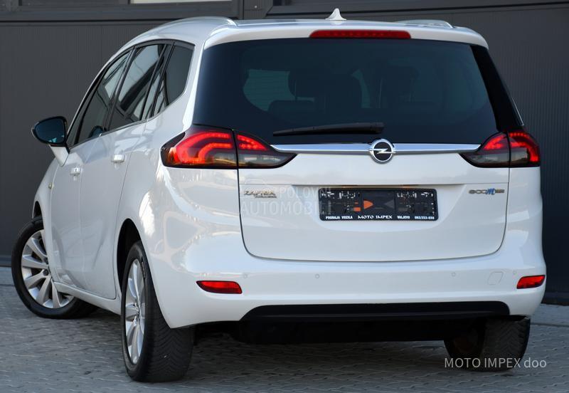 Opel Zafira 1.6 / METAN / N0VA