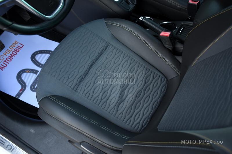 Opel Zafira 1.6 / METAN / N0VA