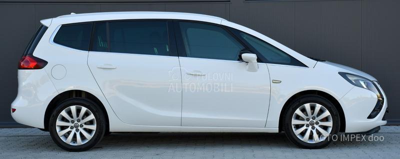 Opel Zafira 1.6 / METAN / N0VA
