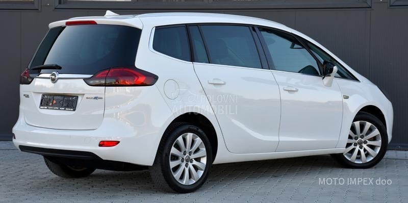 Opel Zafira 1.6 / METAN / N0VA