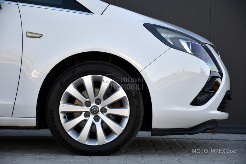 Opel Zafira 1.6 / METAN / N0VA