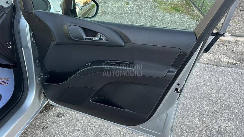 Opel Meriva mala km  N o V
