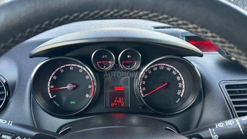 Opel Meriva mala km  N o V