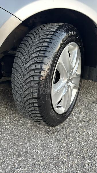 Opel Meriva mala km  N o V