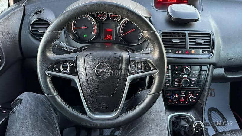 Opel Meriva mala km  N o V
