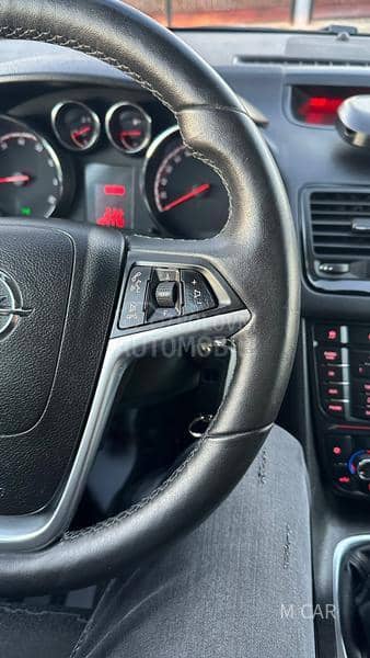 Opel Meriva mala km  N o V