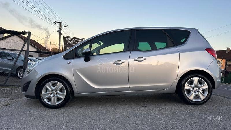 Opel Meriva mala km  N o V