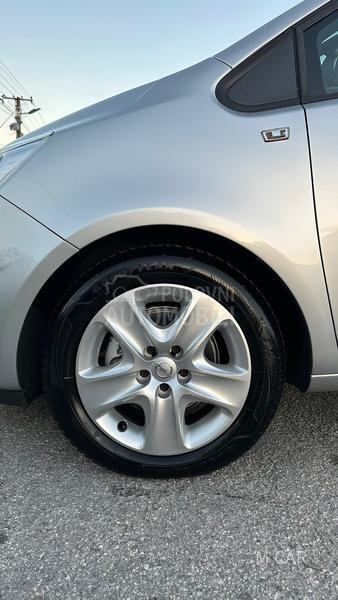 Opel Meriva mala km  N o V