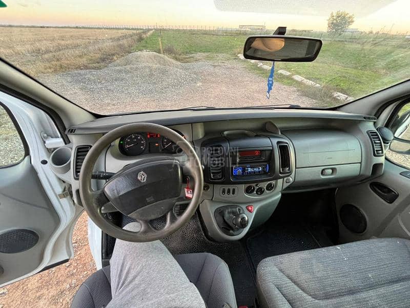 Renault Trafic 