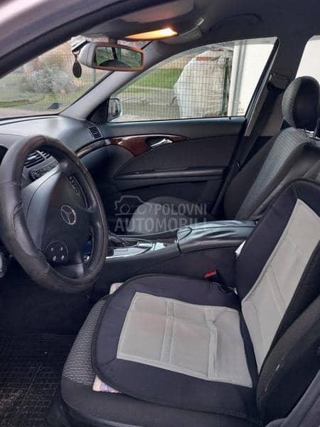 Mercedes Benz E 270 