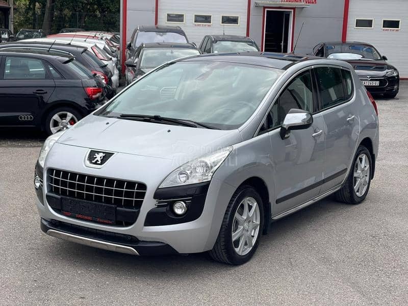 Peugeot 3008 P A N O. A U T