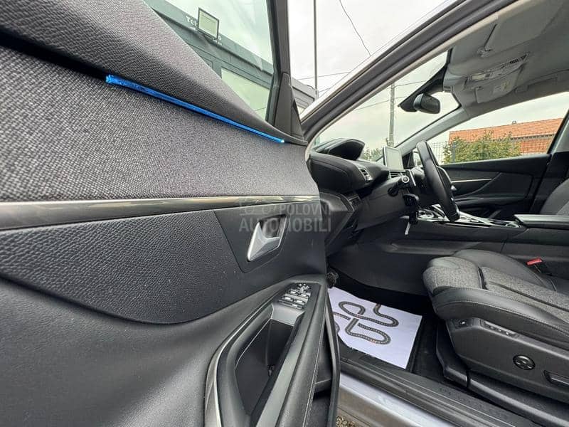Peugeot 3008 allure/at8