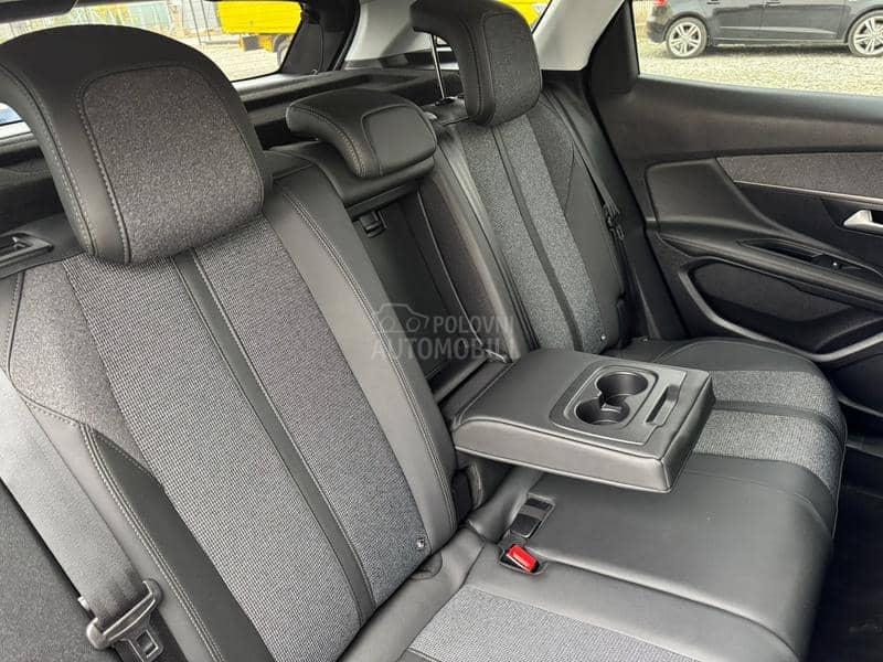 Peugeot 3008 allure/at8