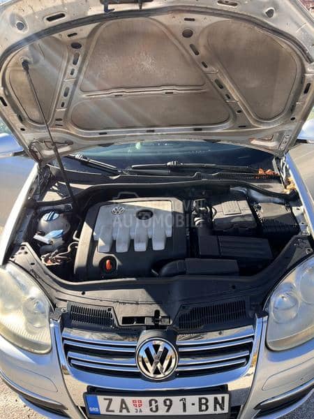 Volkswagen Jetta 2.0 TDI