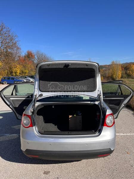 Volkswagen Jetta 2.0 TDI