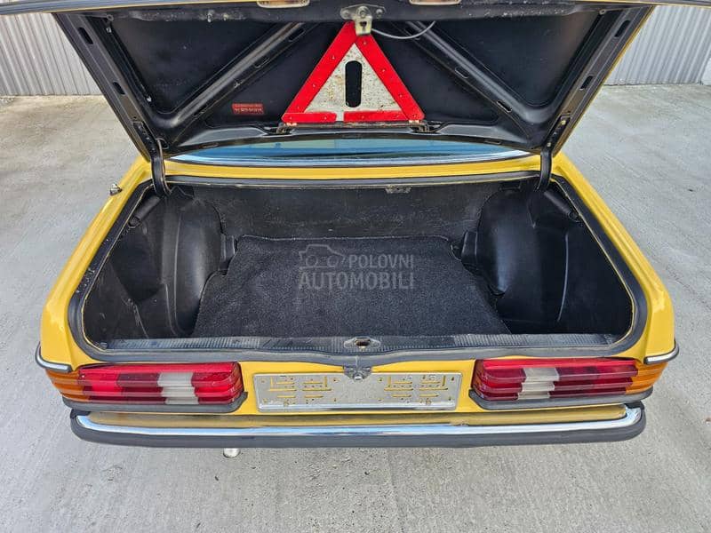 Mercedes Benz E 240 D  W123