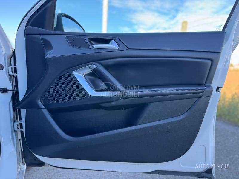 Peugeot 308 2.0 EHDI // ALLURE