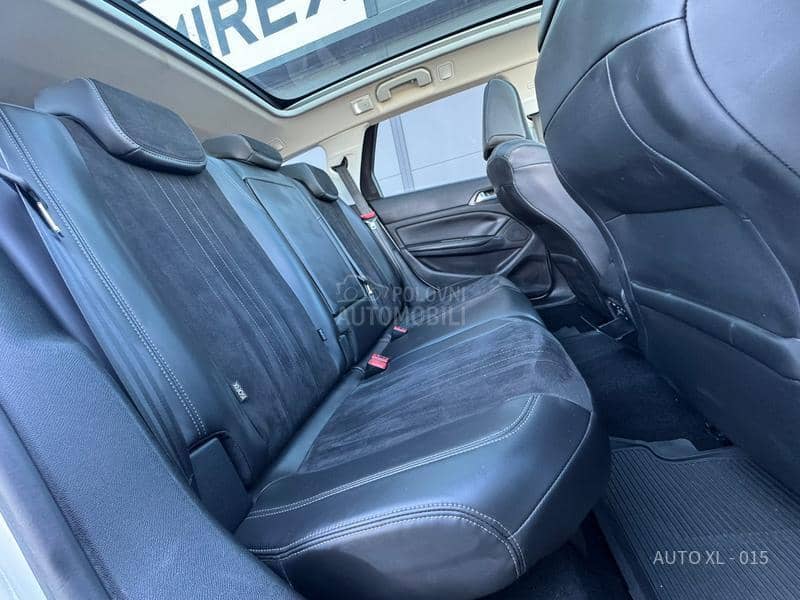 Peugeot 308 2.0 EHDI // ALLURE