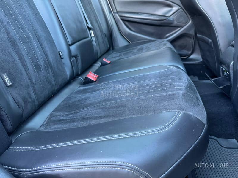 Peugeot 308 2.0 EHDI // ALLURE