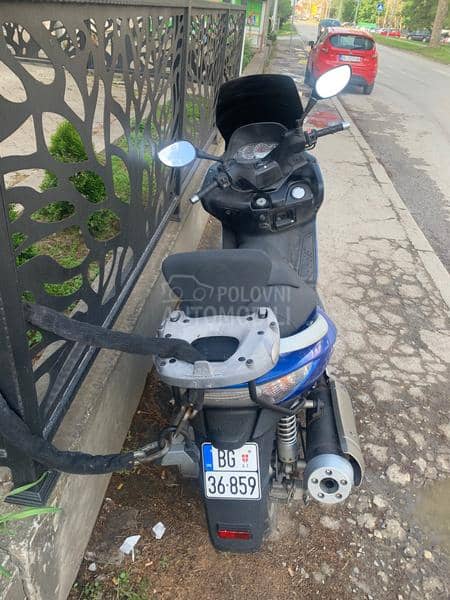 Kymco exiting 500