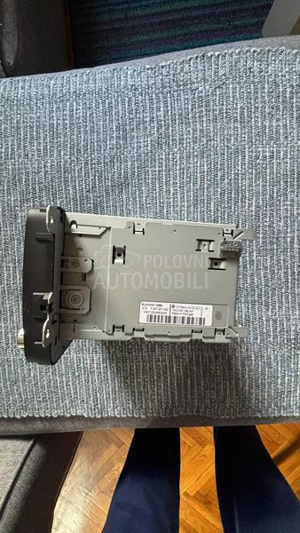 Prodajem Radio CD pleyer