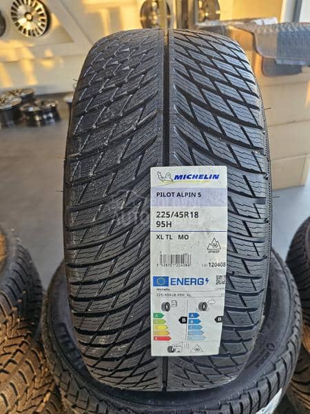Michelin 225/45 R18 Zimska
