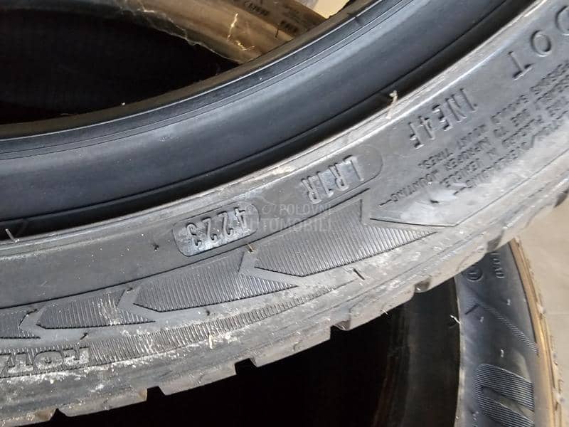 Dunlop 225/45 R18 Zimska