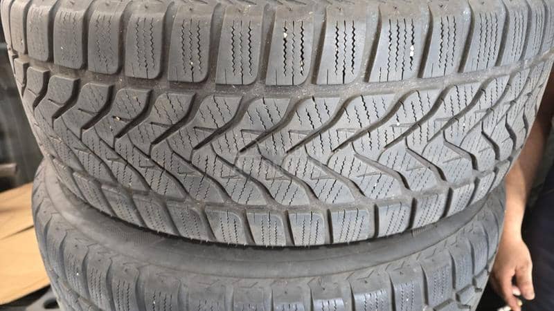 Lassa 215/55 R18 Zimska