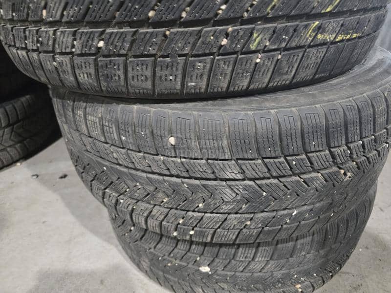 Gripmax 225/50 R18 Zimska