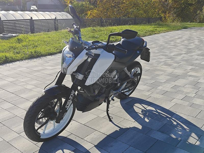 KTM duke