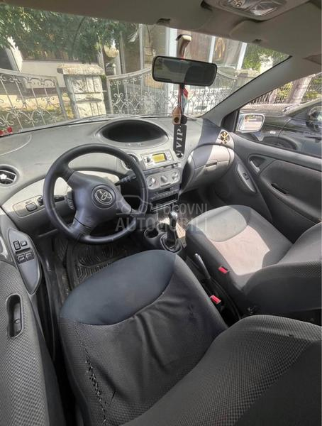 Toyota Yaris 1.3 VVT-I