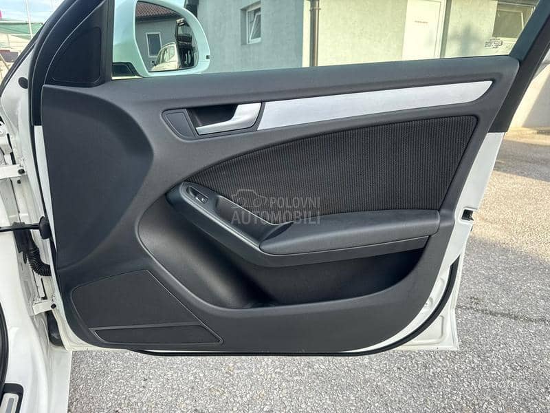 Audi A4 2.0 tdi S-line