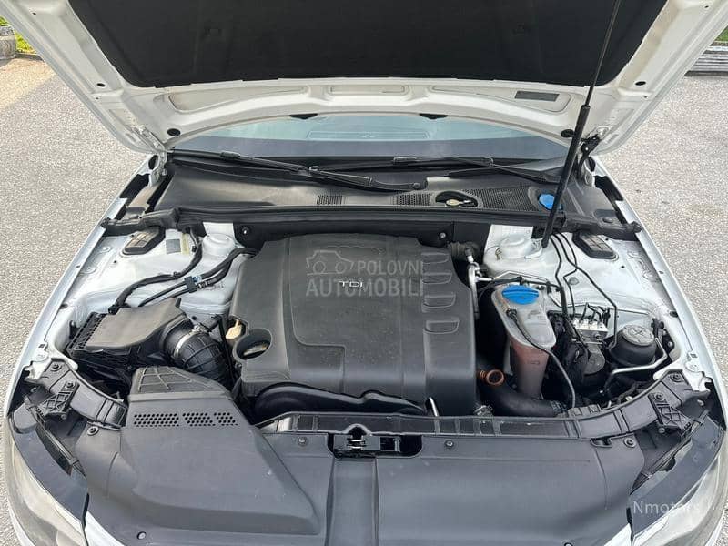 Audi A4 2.0 tdi S-line