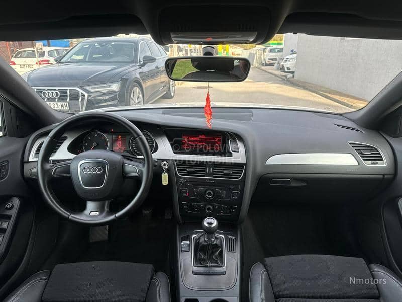 Audi A4 2.0 tdi S-line