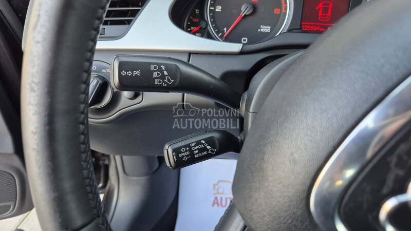 Audi A4 //L- E-D//K O Ž A//
