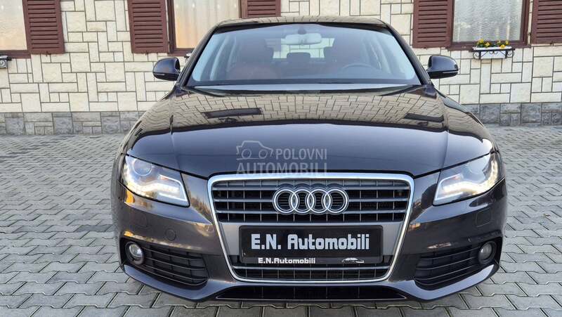 Audi A4 //L- E-D//K O Ž A//