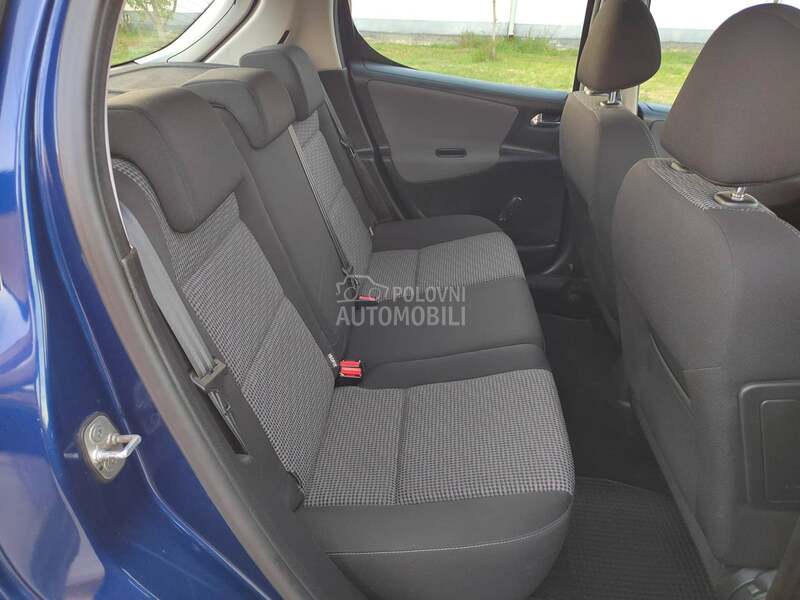 Peugeot 207 1,4i 2009 101000 k m