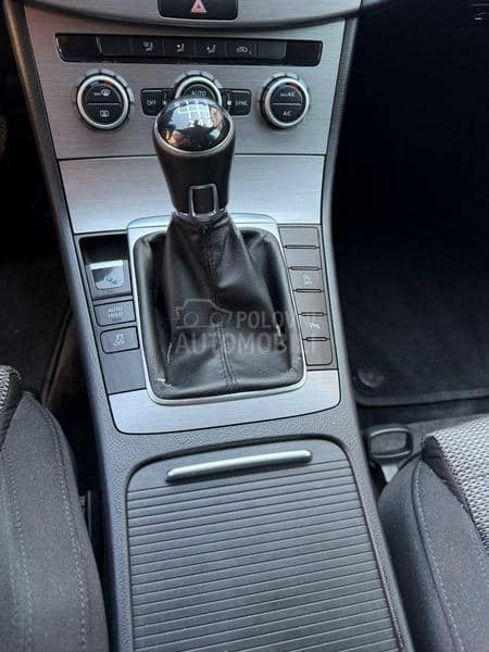 Volkswagen Passat B7 