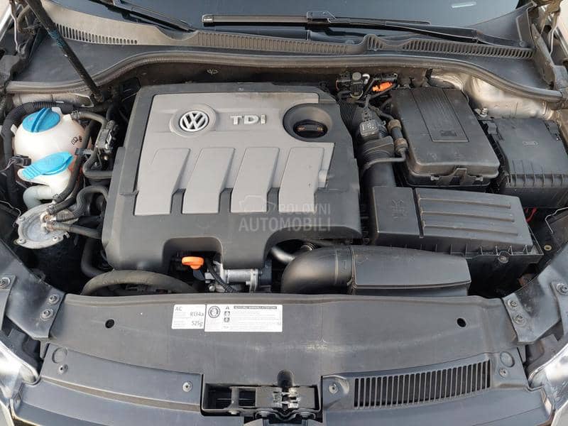 Volkswagen Golf 6 1.6TDI MATCH JEDINI